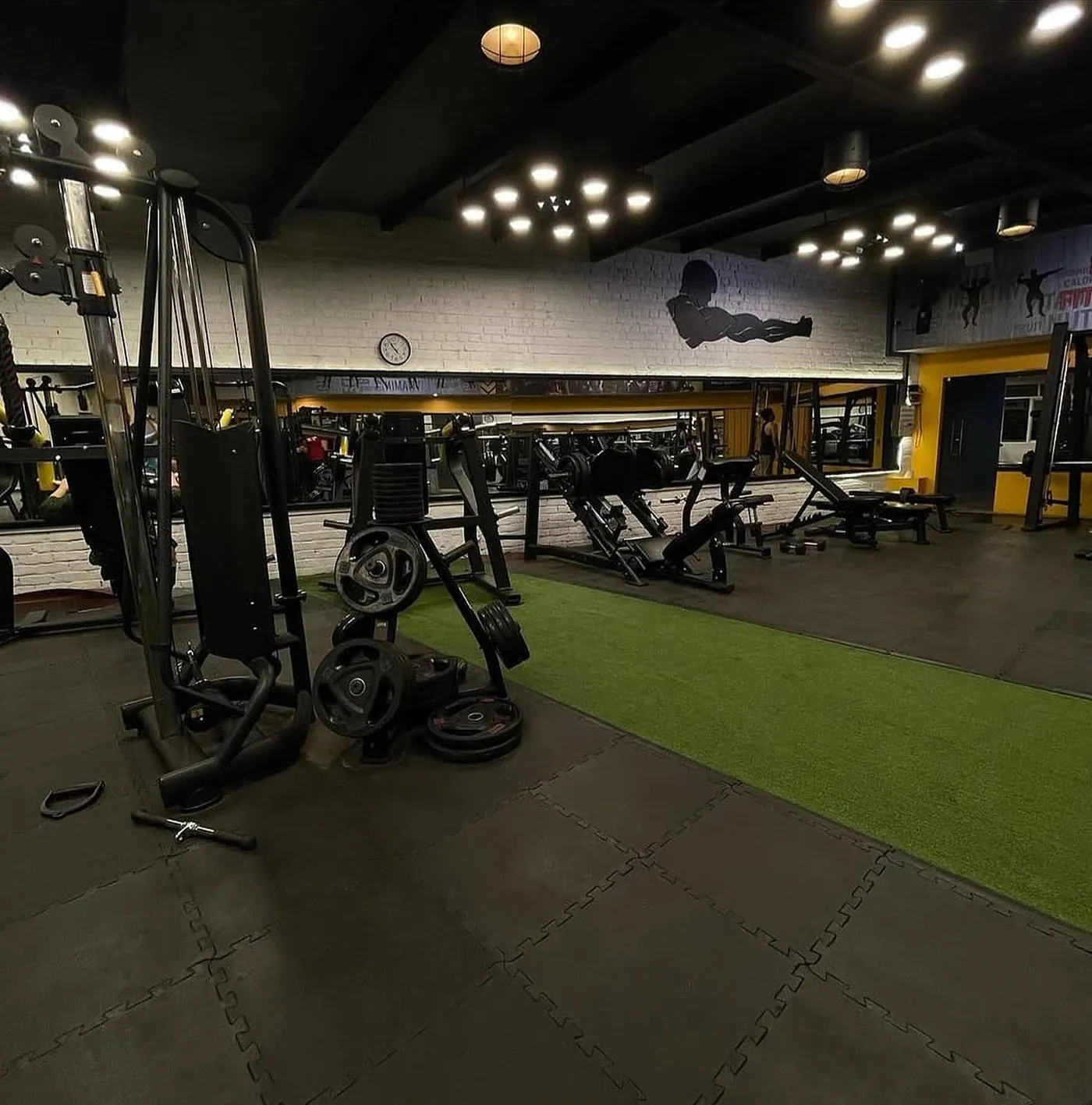 Strength floor