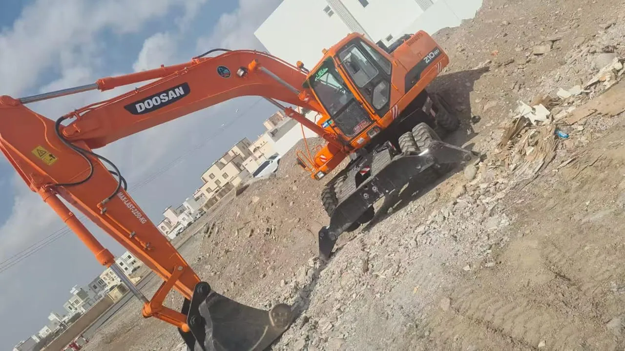 Doosan wheeled excavator on site in Oman