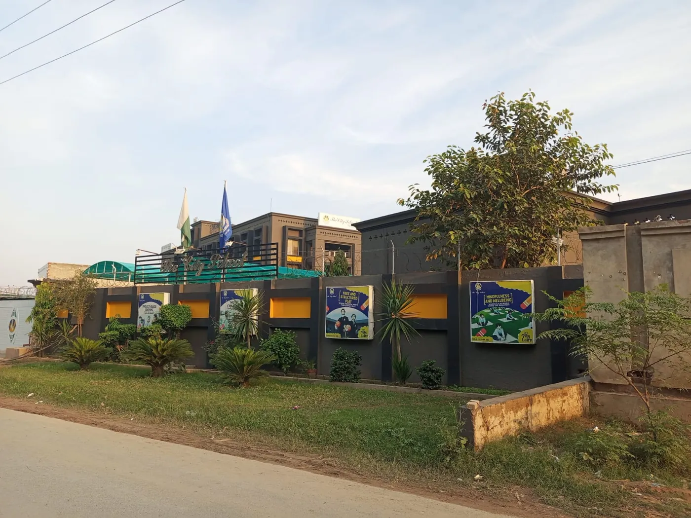 Landscaped road frontage